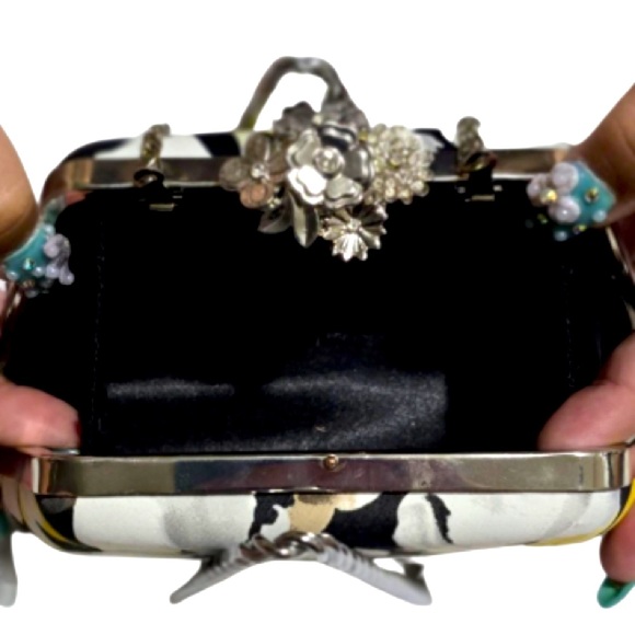 R.S.V.P. Floral Rsvp Hard
Clutch Bag with Chain Strap - Picture 8 of 9